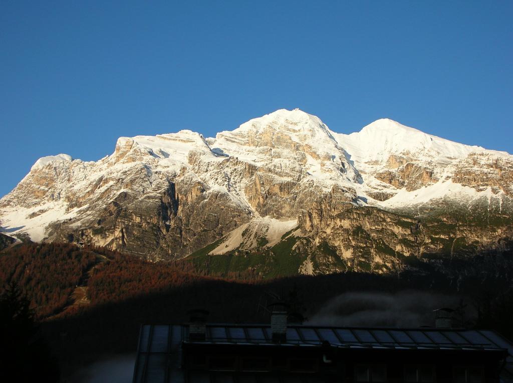 Daniela Apartment Cortina dʼAmpezzo Dış mekan fotoğraf